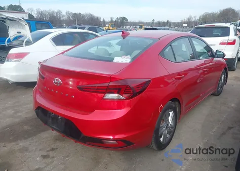 2020 Hyundai Elantra Value Edition z USA, uszkodzony, nr VIN 5NPD84LFXLH553117